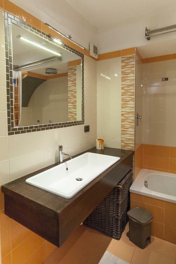 Monikapsa Apartman Torino Kültér fotó